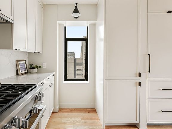 5th image of 400 E 70th St APT 2305