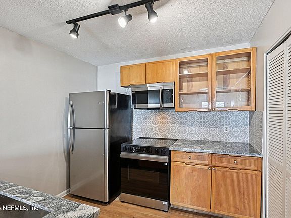 5th image of 3801 CROWN POINT Road #1174