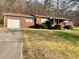 4398 16th Street Rd, Huntington, WV 25701