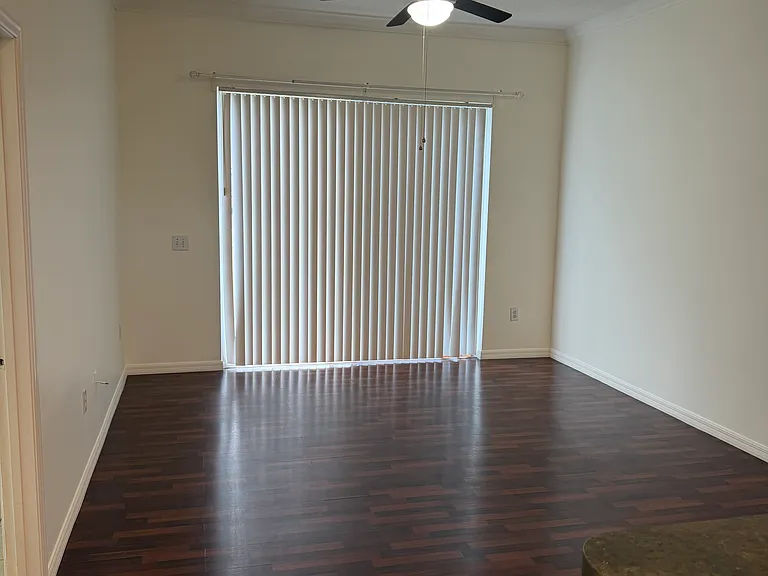 672 Reston Pl — Photo 16