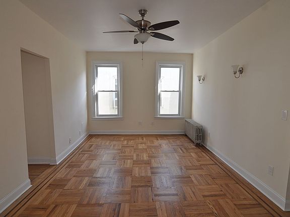 4th image of 50-17 45th St #3R