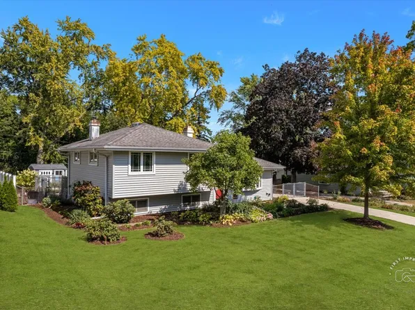 634 Jonquil Ave, Lisle, IL 60532