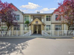 23420 SE Black Nugget Rd UNIT A203, Issaquah, WA 98029