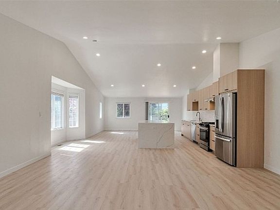 3rd image of 4500 220th St SW