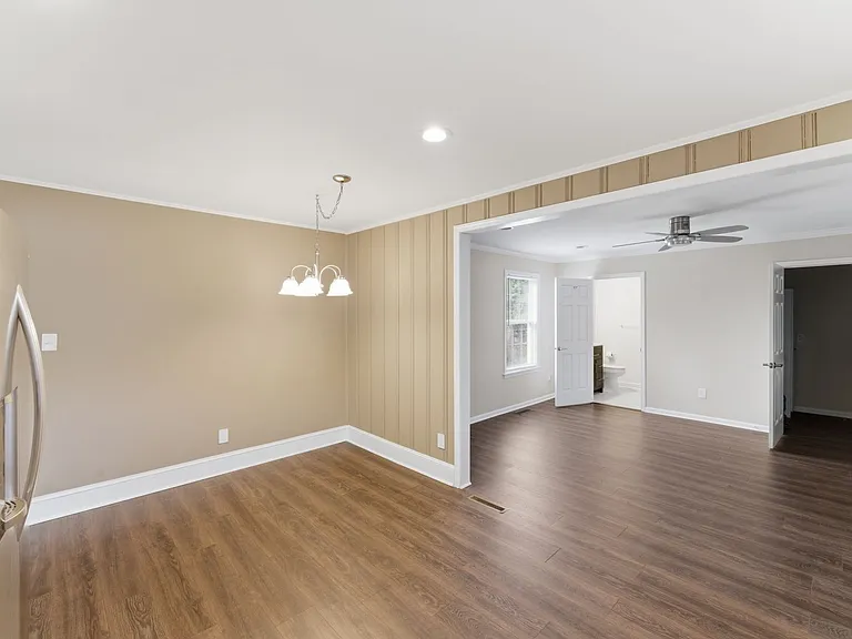 4000 Fieldcrest Rd — Photo 17