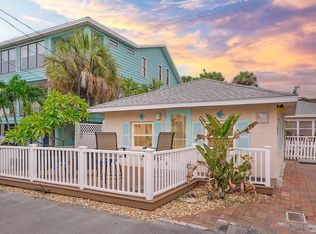 3516 Gulf Blvd #1/2, Saint Petersburg, FL 33706