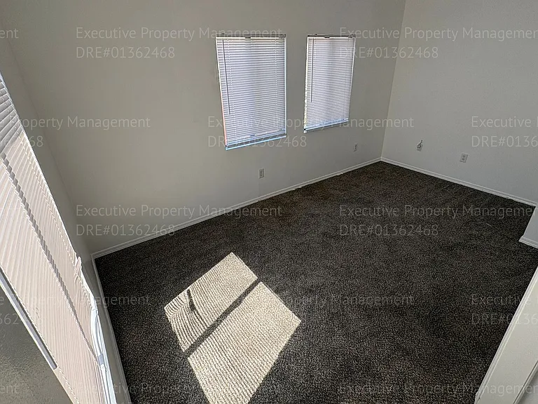 1118 Chico St — Photo 32