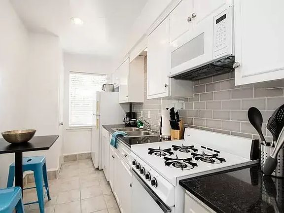 3rd image of 4214 Rawlins St #10615172