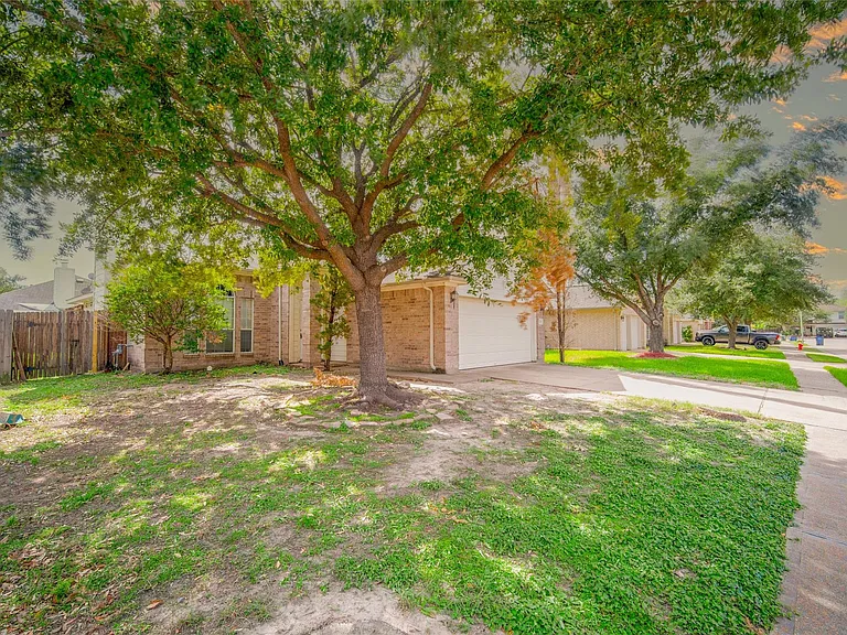 17219 Lilac Vale Ct — Photo 3
