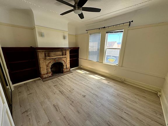 3rd image of 715 Monterey Blvd