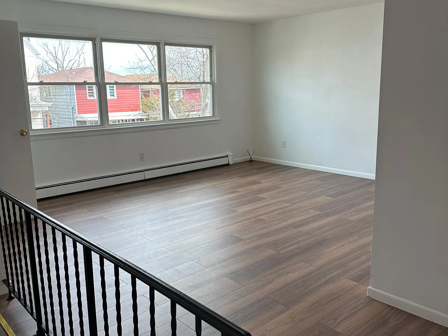 2 bed, 625 sqft, $2,400 — Photo 3