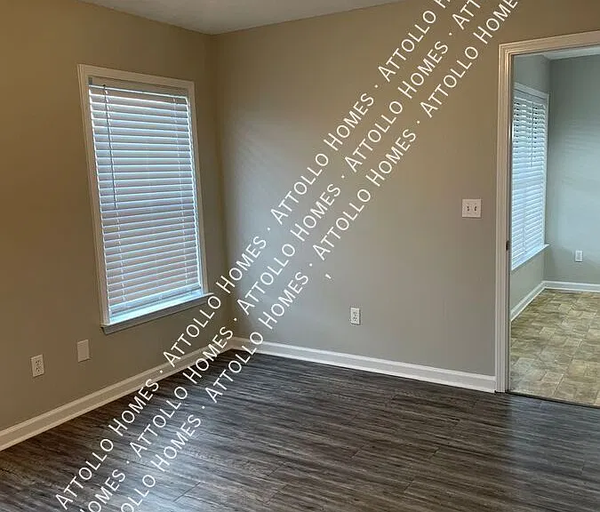 16427 Waterbury Ln — Photo 8