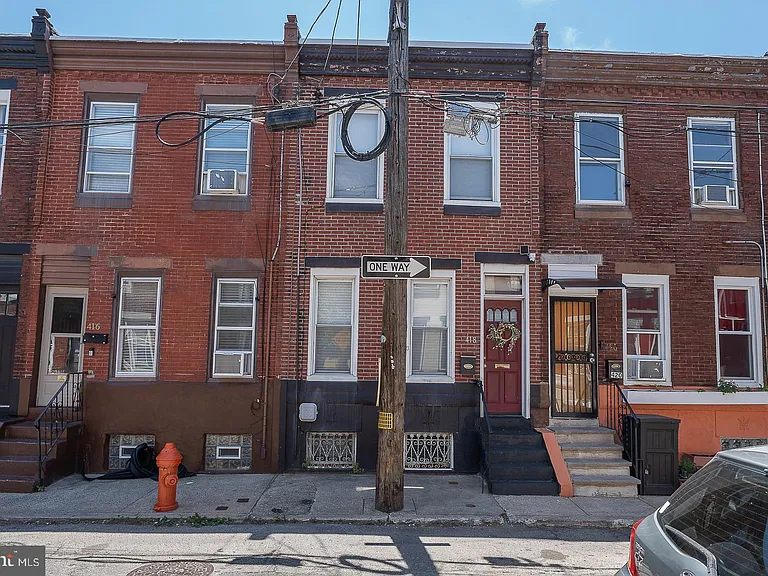 418 Harlan St — Photo 2