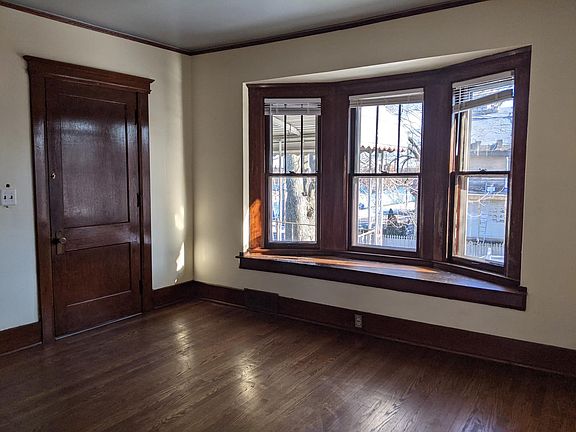 2nd image of 2002 Dalzelle St APT 2