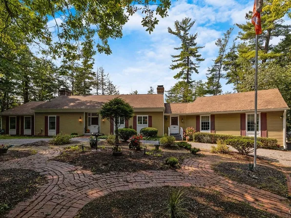 4845 E Lake Rd, Cazenovia, NY 13035