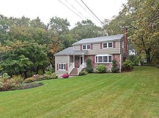 36 Thornberry Rd, Winchester, MA 01890