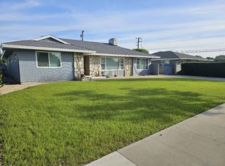 919 N Harwood St, Orange, CA 92867