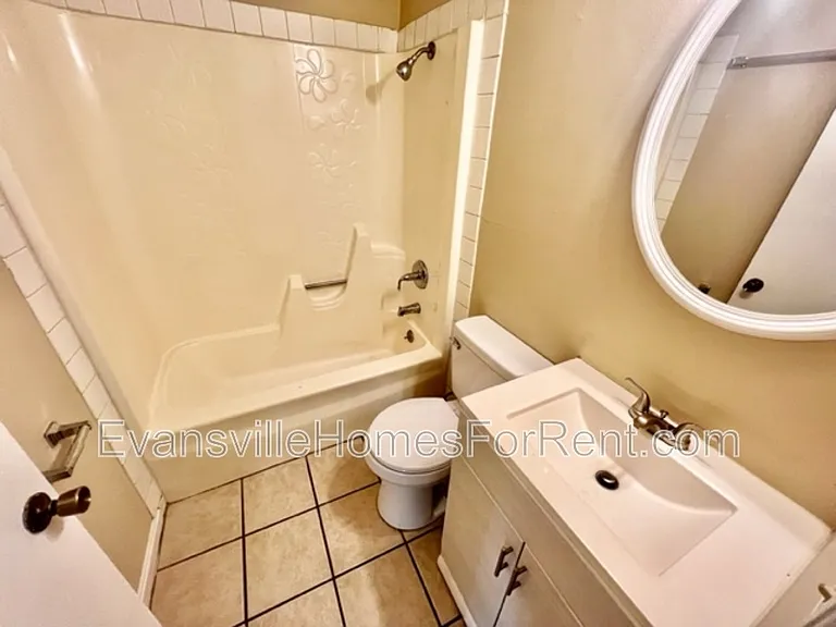 10455 Old Highway 62 E #F — Photo 6