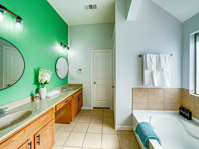 1700 Sparrow Ln — Photo 13