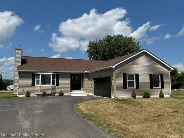 14650 Glenbeigh Ln, Cement City, MI 49233