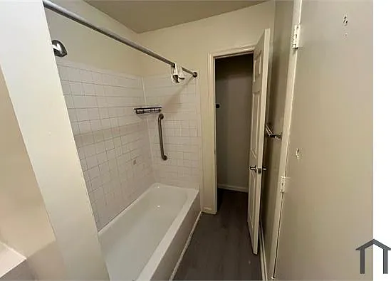 523 N Belnord Ave — Photo 7