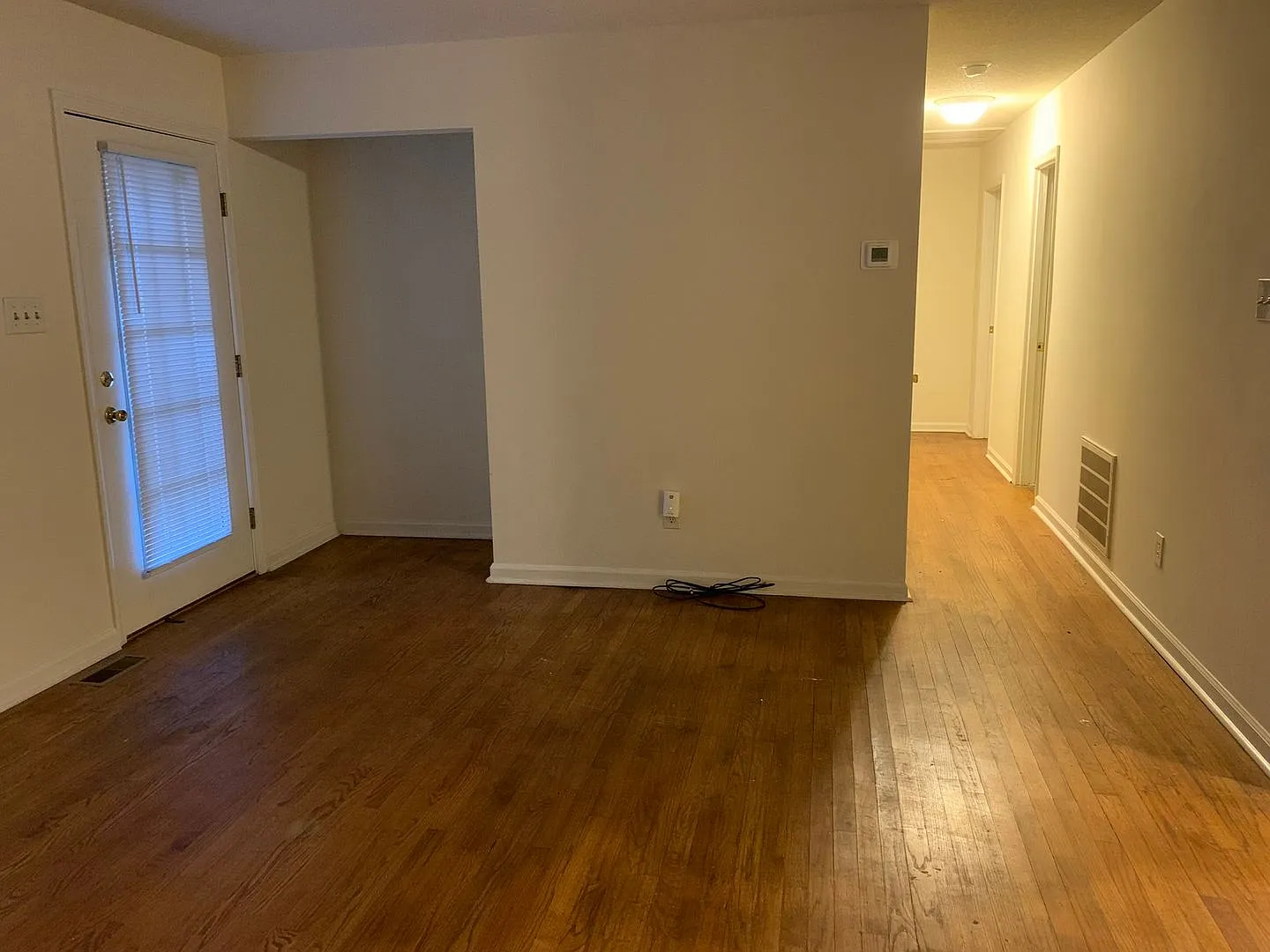 562 Granite - Available Now! - 3 bedroom Single Family home - 1.5 baths — Photo 3