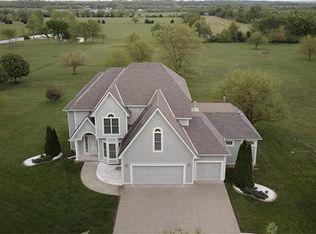 28099 Overbrook Rd, Paola, KS 66071
