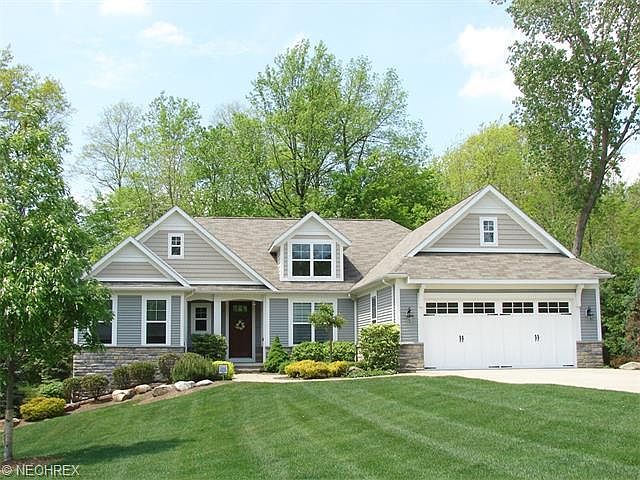 1st image of 32087 Springside Ln