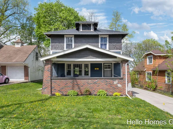 949 College Ave NE, Grand Rapids, MI 49503