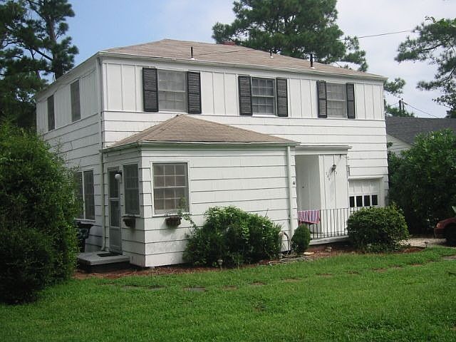 1st image of 232 Bay Colony Dr