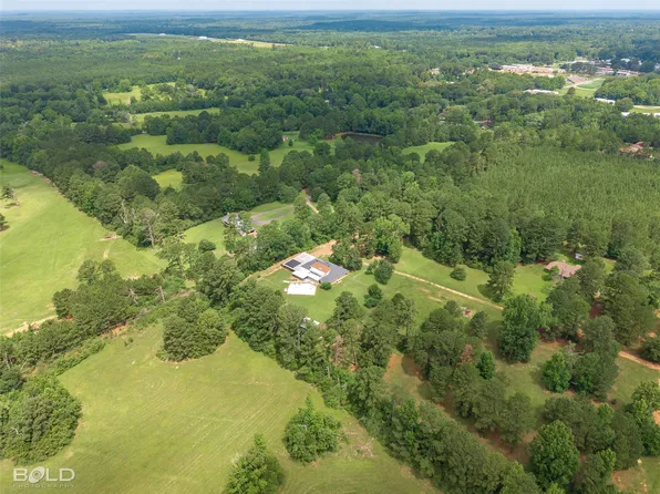 113 Rebel Rd, Vivian, LA 71082