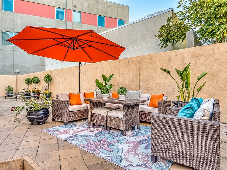 City View Apartments — Photo 7