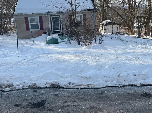 22 New York Avenue, Congers, NY 10920