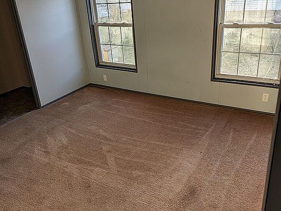 5th image of 5131 Burnham Ave #238