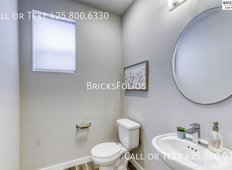 1052 Banyan St — Photo 14