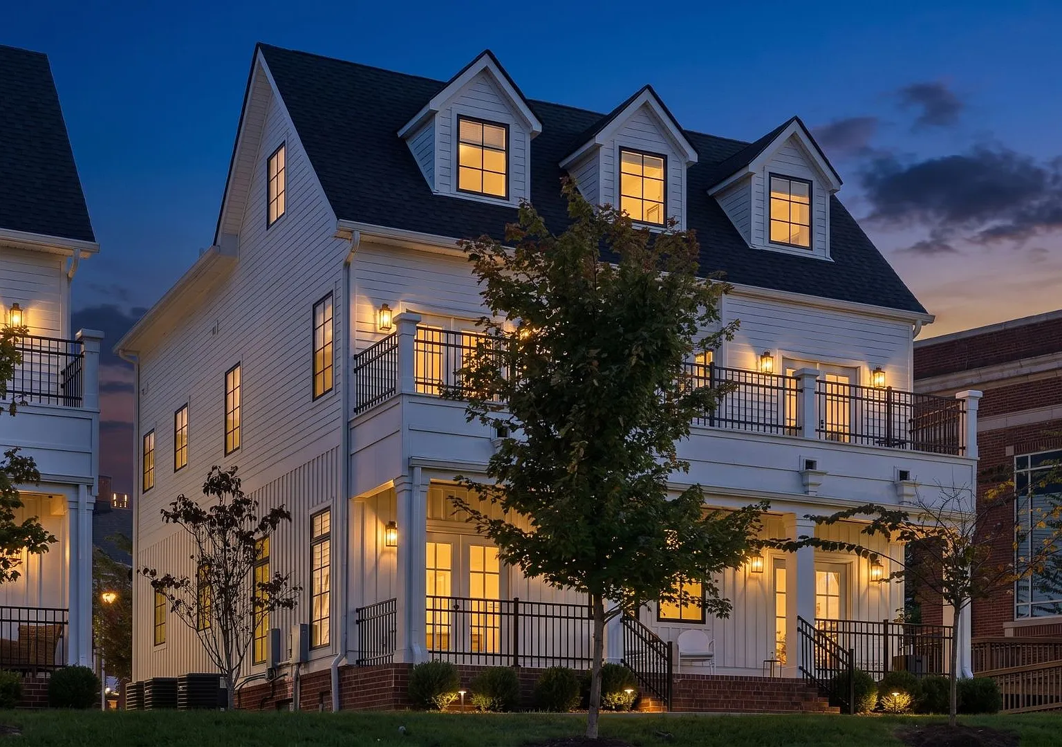 Walkable East Nashville Luxury Retreat — Photo 2