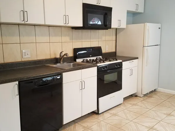 430 Tree St, Philadelphia, PA 19148