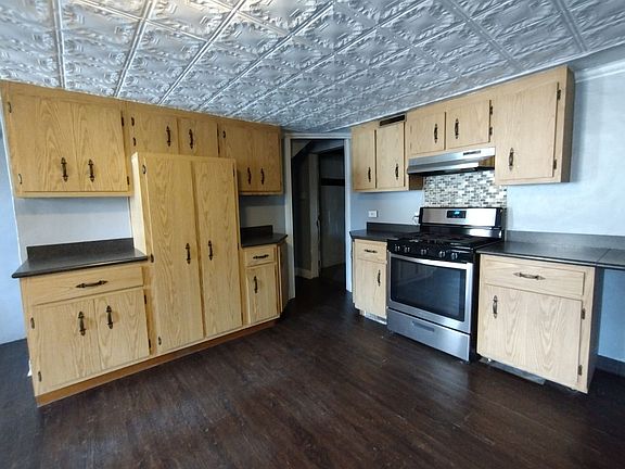 5th image of 312 Alwine Ave