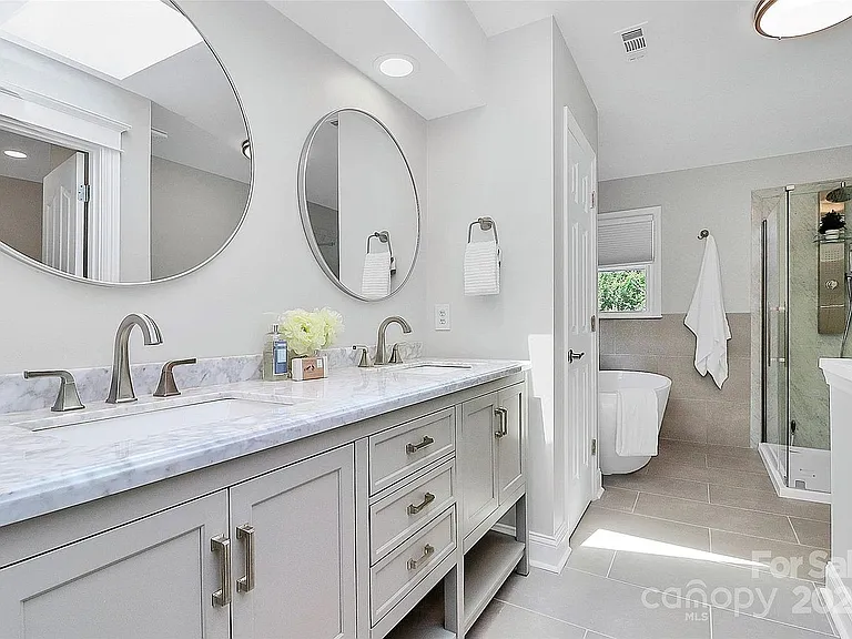 1011 Bydeford Ct — Photo 13