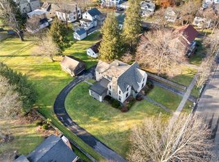 30 University Ave, Hamilton, NY 13346