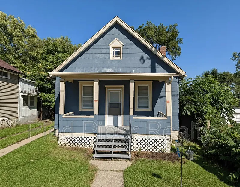 316 E Winslow St
