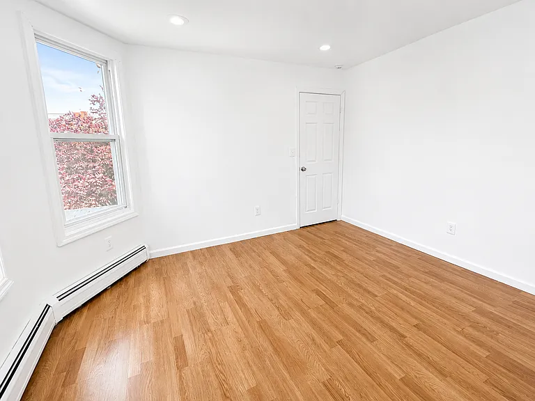36 Mary St #2 — Photo 6
