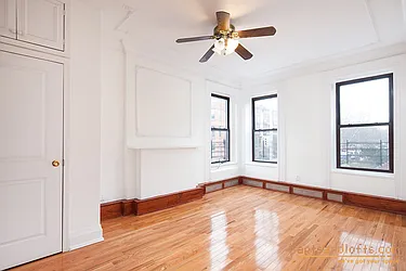 Rented by aptsandlofts.com