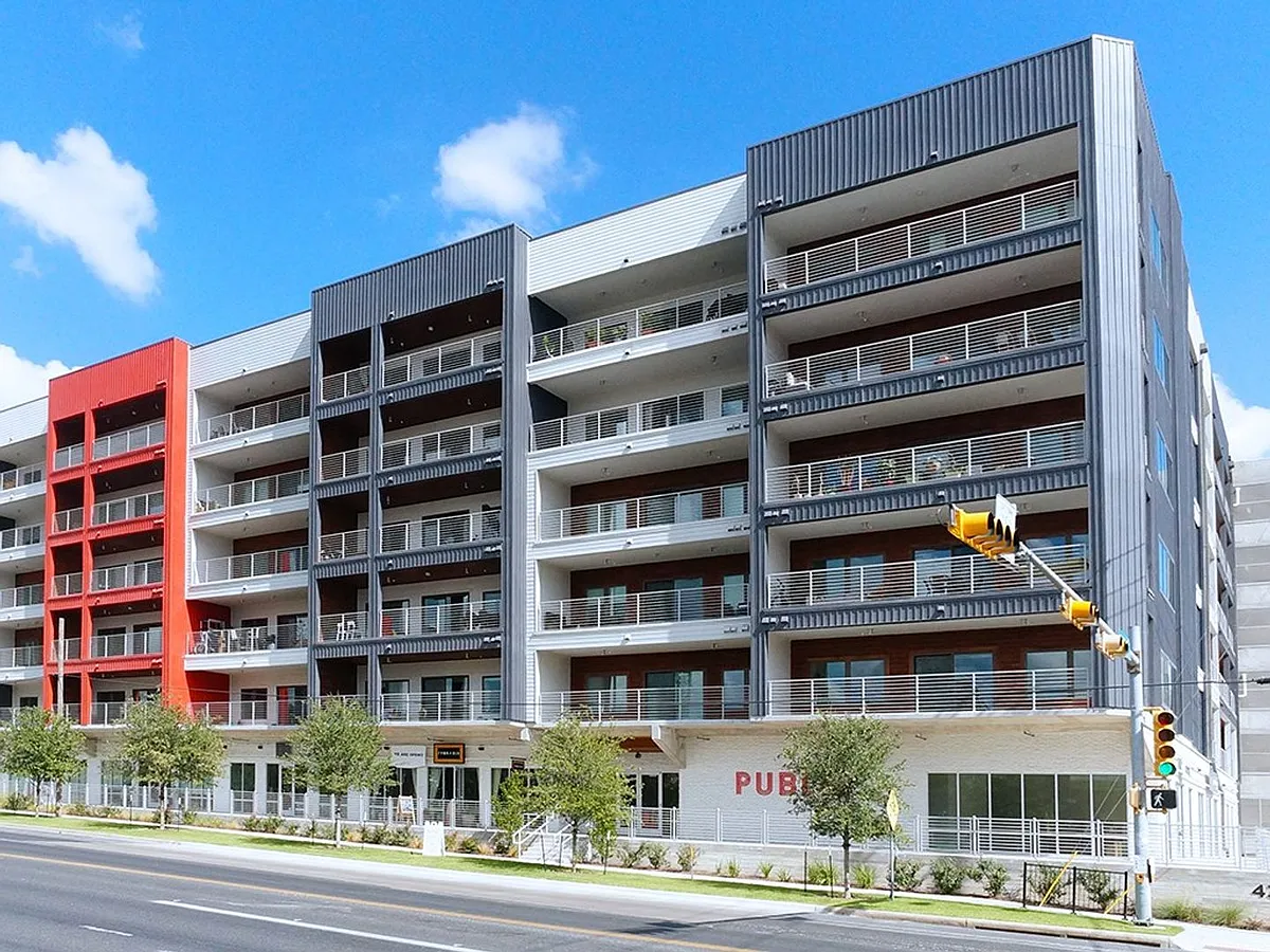 Building Photo - 4361 S Congress Ave #122