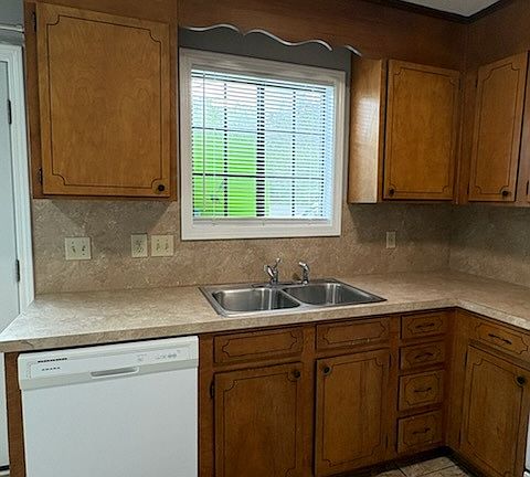 4th image of 1110 Arbor Dr #2