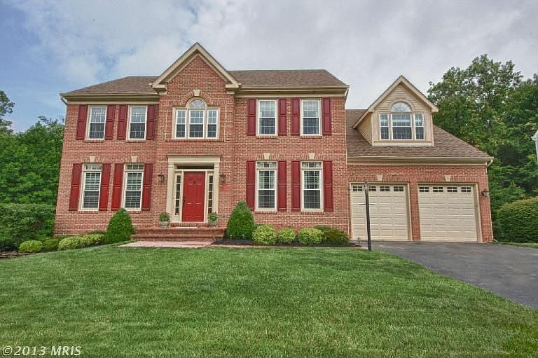 1st image of 9210 Cross Oaks Ct