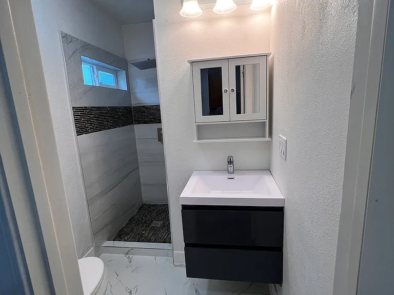 2642 68th Ave — Photo 9
