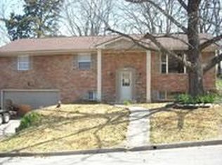 404 Belair Dr, Jefferson City, MO 65109
