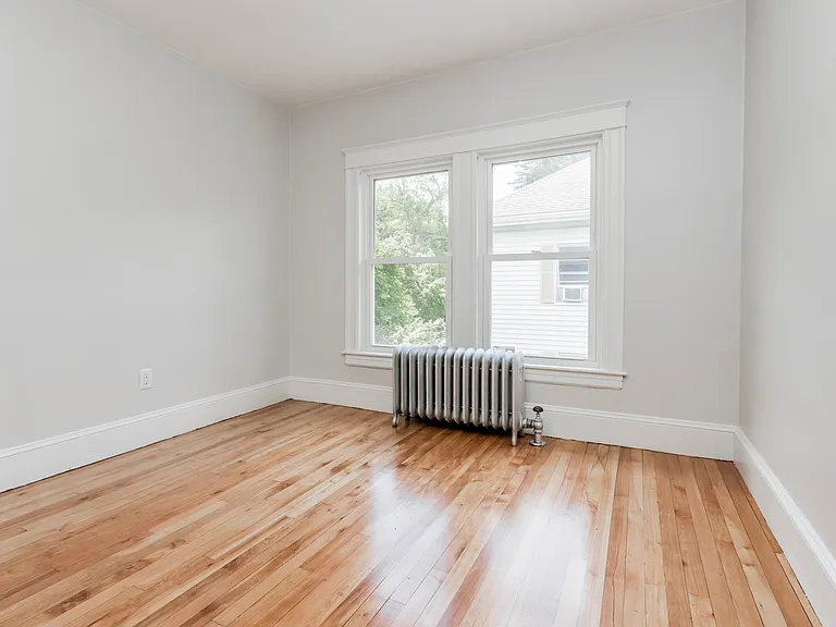 206 Pine St #2 — Photo 18