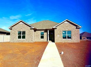 1010 Worton Grange Pl, Decatur, AL 35603